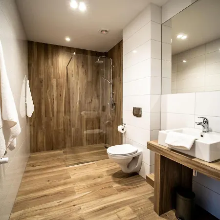 Panorama Hotel 3*
