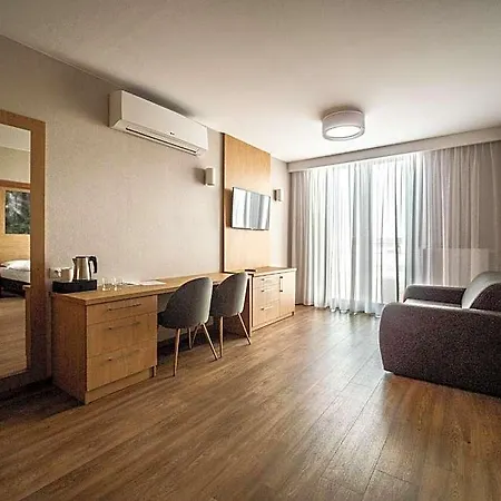 Panorama Hotel 3*
